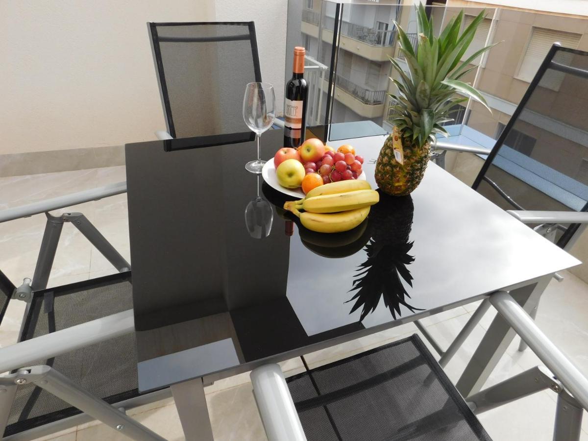 Modern And Cosy Apartment Close To The Beach Torrevieja Bagian luar foto