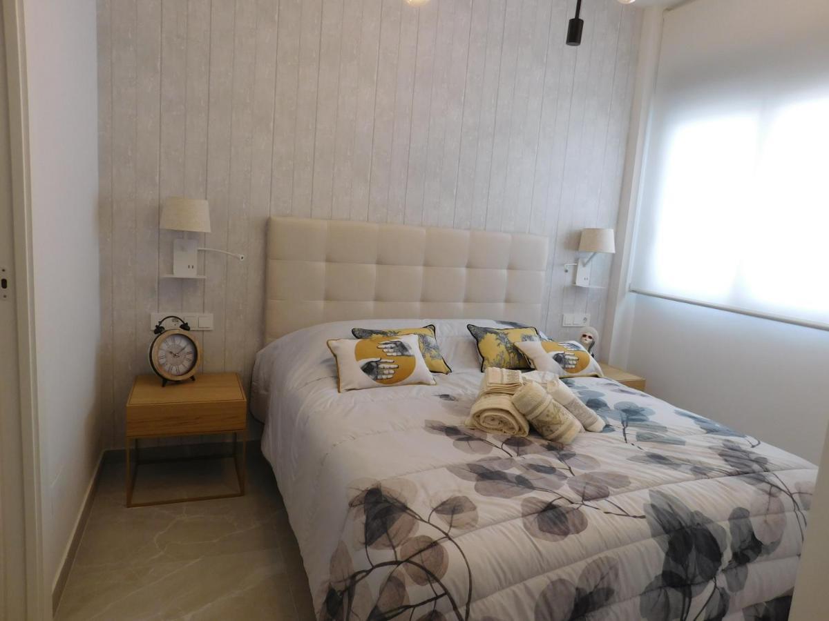 Modern And Cosy Apartment Close To The Beach Torrevieja Bagian luar foto
