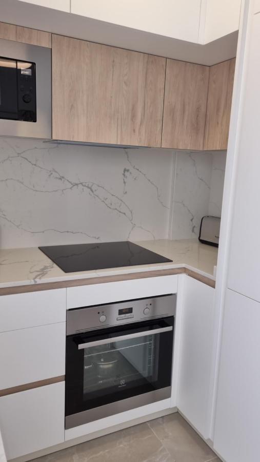 Modern And Cosy Apartment Close To The Beach Torrevieja Bagian luar foto