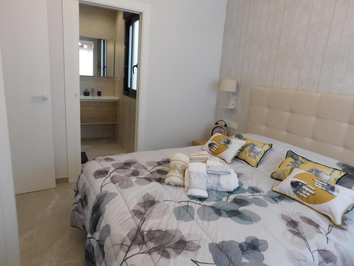 Modern And Cosy Apartment Close To The Beach Torrevieja Bagian luar foto