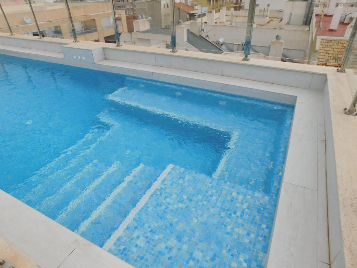 Modern And Cosy Apartment Close To The Beach Torrevieja Bagian luar foto